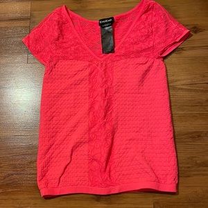 Bebe Fiery Coral Short Sleeve V-Neck Top Small